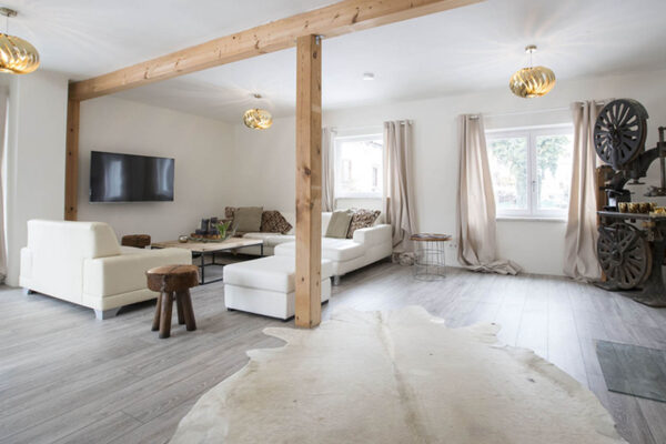 chalet_lucky_banner chalet_lucky_banner